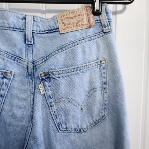 Levi's X Deepika Padukone Straight Fit Jeans Light Indigo Wash Womens Size 28 - Picture 6 of 11